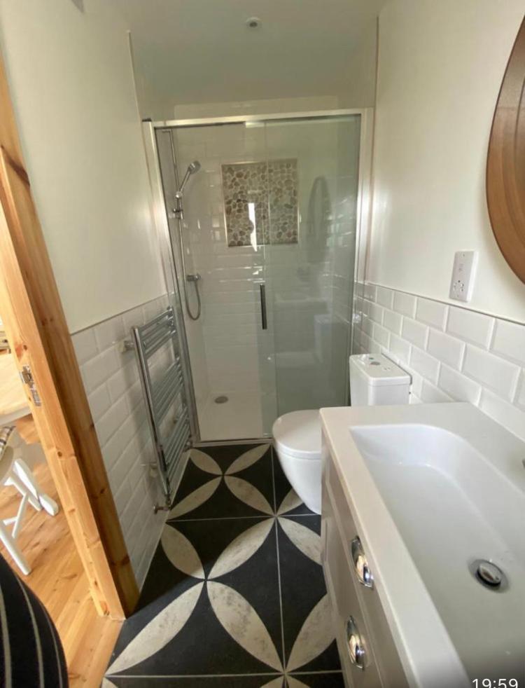 City Central Quiet Garden Apartment With Free Parking Inverness Exteriér fotografie