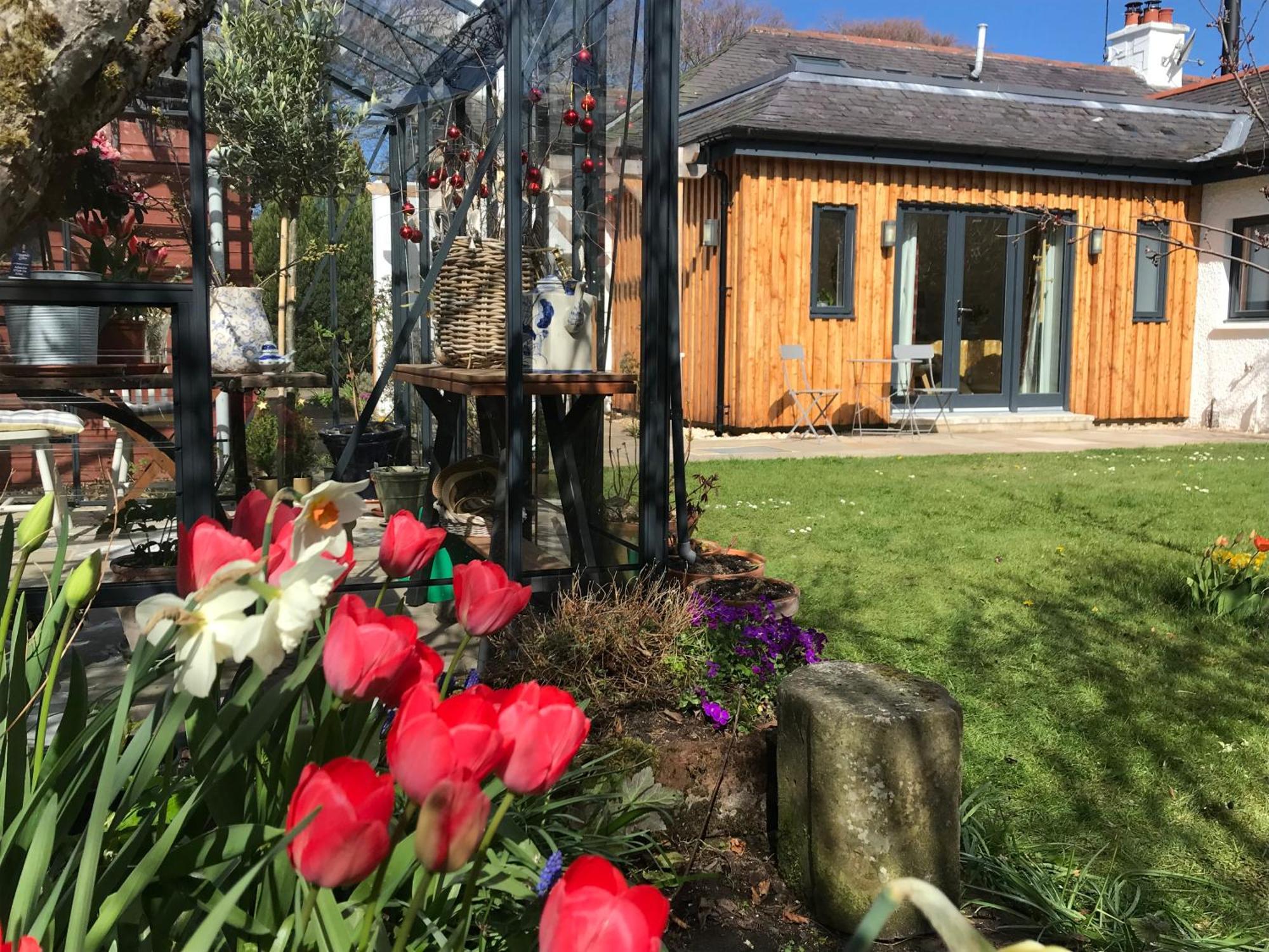 City Central Quiet Garden Apartment With Free Parking Inverness Exteriér fotografie